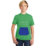youth tee with pocket and mini-towel, green tee